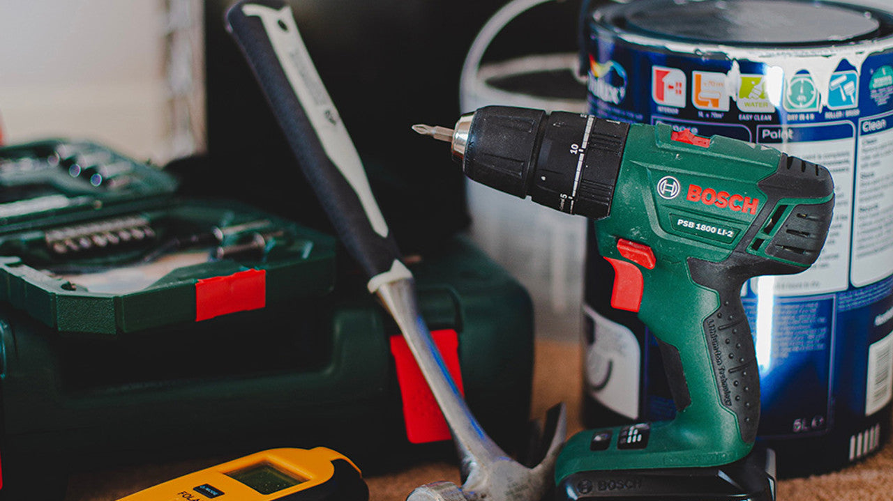 How to Turn Your Garage Into a Workshop